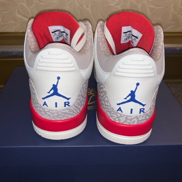 Jordan Retro 3 International Flight - Picture 3 of 8